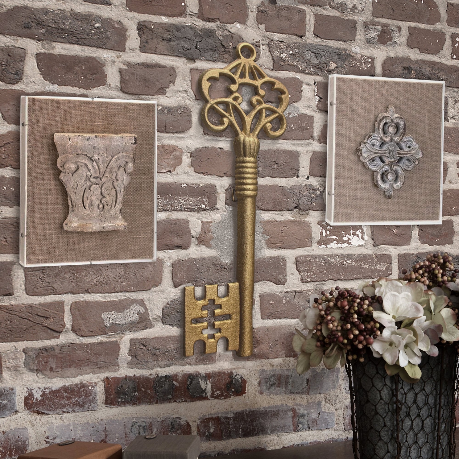 Gold Skeleton Key Wall Decor