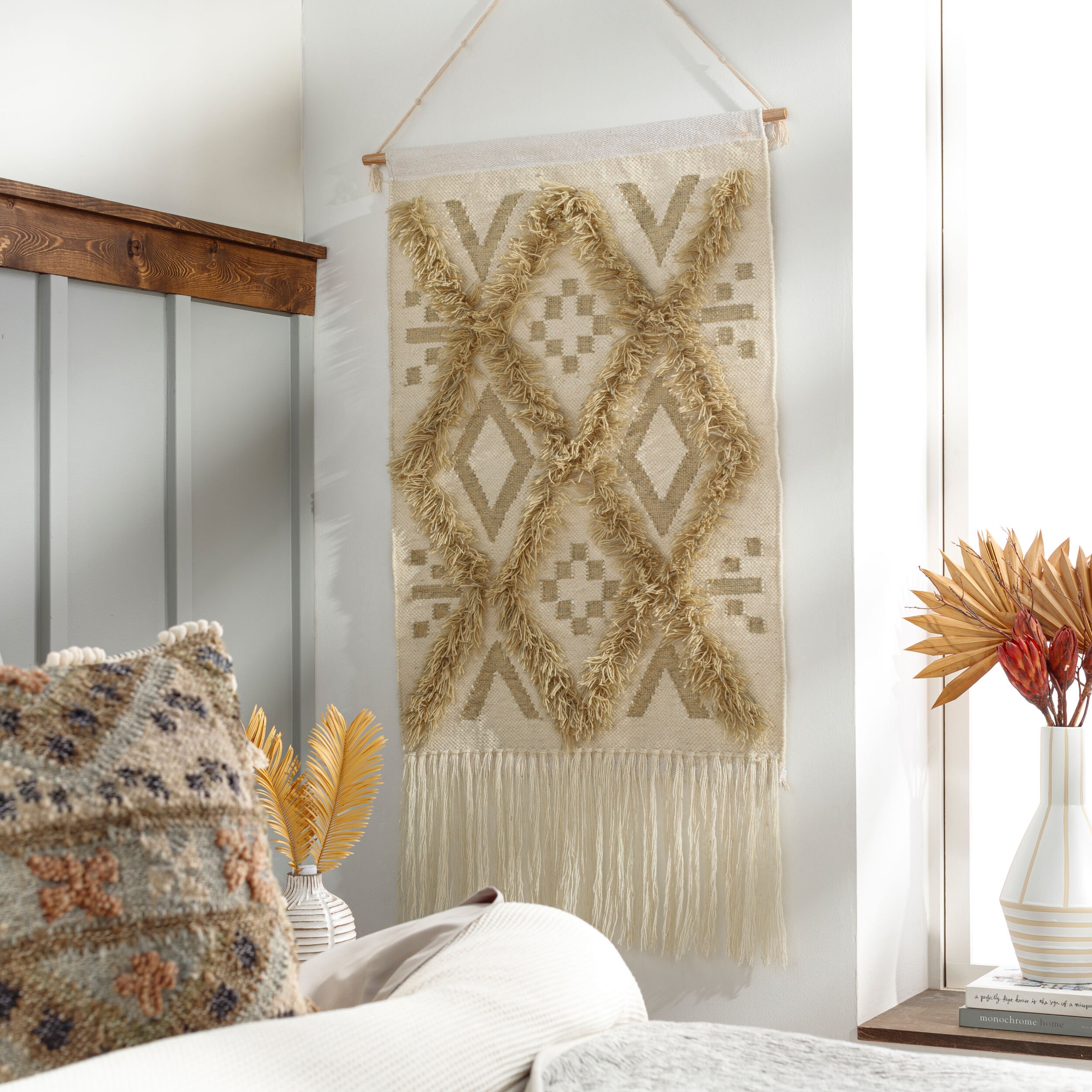 Helena Wall Hanging, Beige/Medium/Gray/Ivory (Varies)