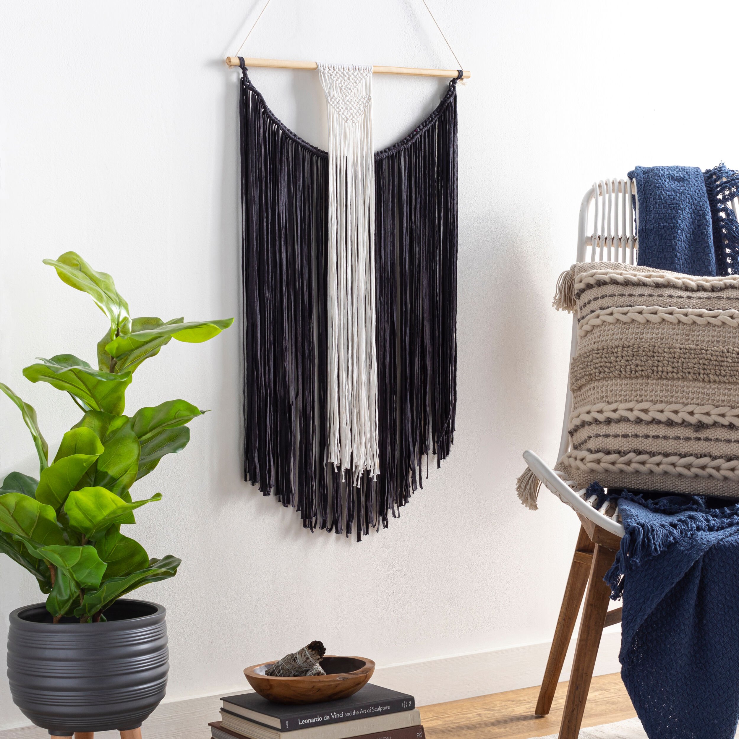 Azra Wall Hanging Navy/Off-White